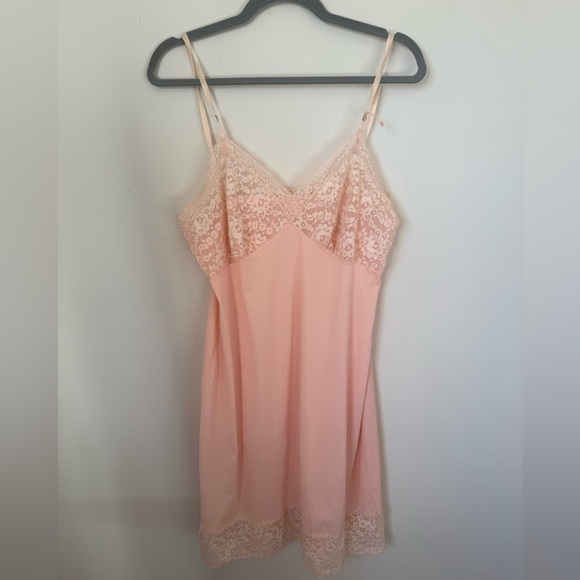 Vintage Van Raalte Peach Pink Lace Slip Dress Size 38 Large - Picture 1 of 8